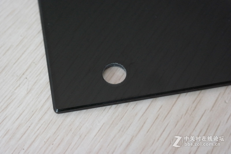 流线型RGB信仰灯！Tt夜魔钢化玻璃机箱评测装机体验