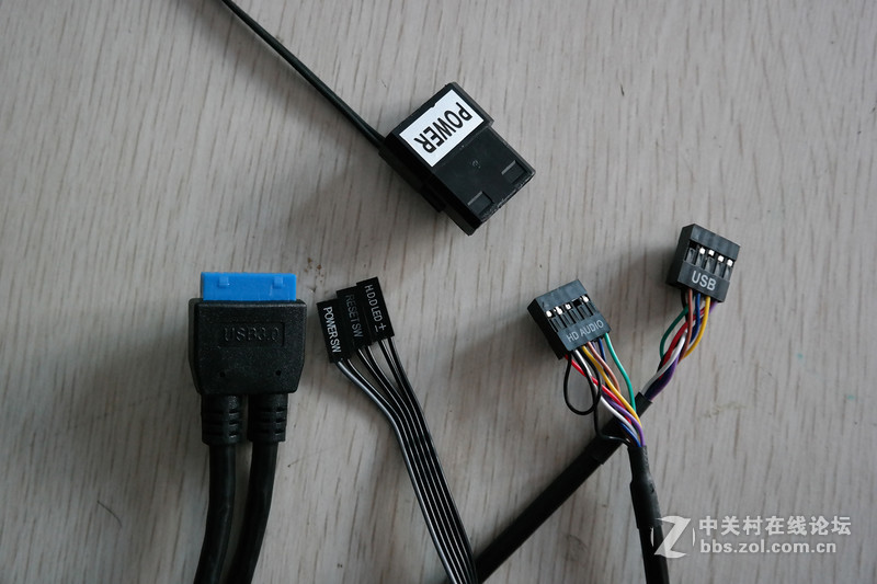 流线型RGB信仰灯！Tt夜魔钢化玻璃机箱评测装机体验