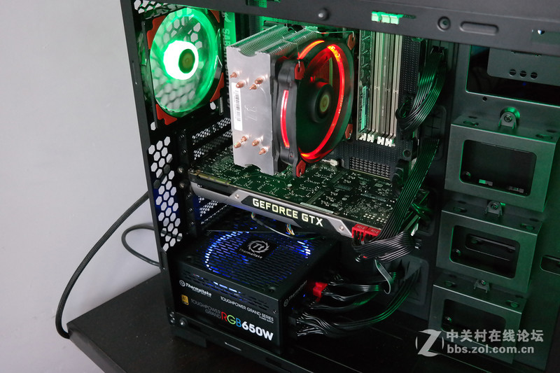 流线型RGB信仰灯！Tt夜魔钢化玻璃机箱评测装机体验