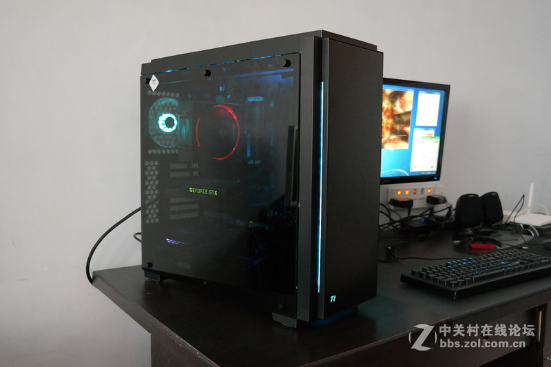 流线型RGB信仰灯！Tt夜魔钢化玻璃机箱评测装机体验