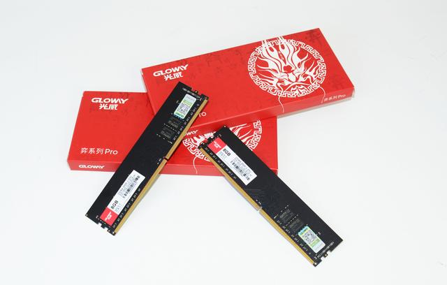 四通八达，绝不闷罐，乔思伯V8小钢炮装机体验