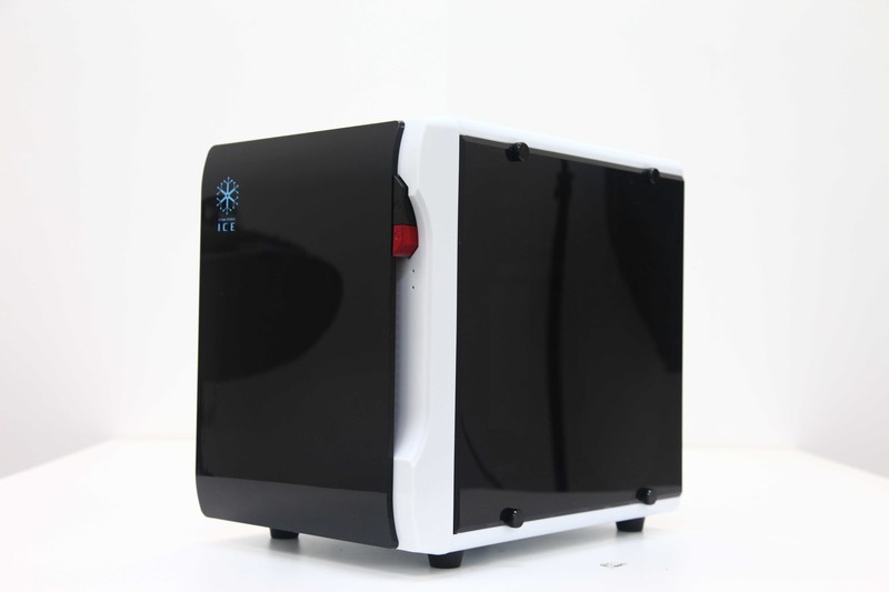 桌面级电竞利器——甲壳虫II一个安静的美男子