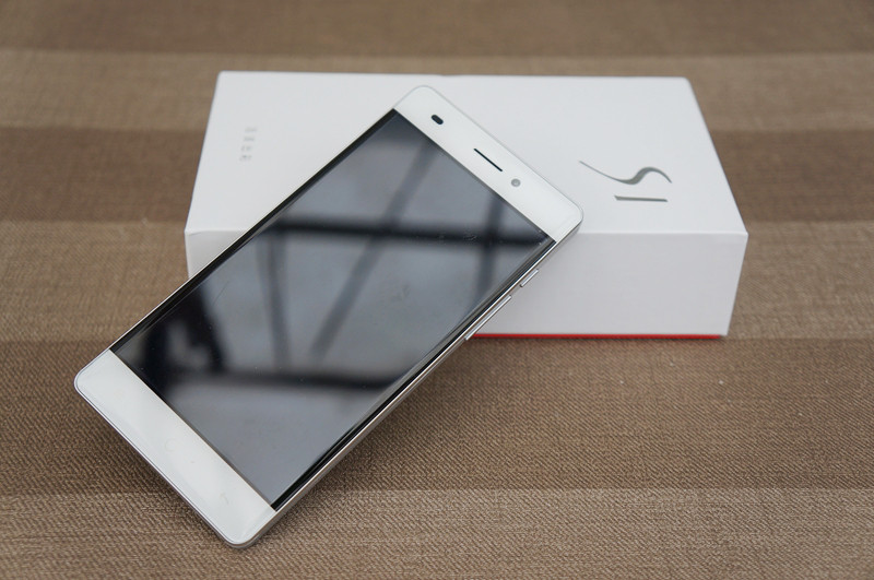 红红火火的小辣椒S1手机图赏