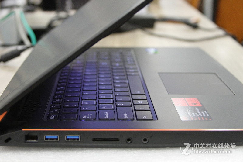 17英寸i7+GTX1070版游戏本P57X V6晒机