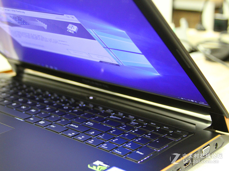 17英寸i7+GTX1070版游戏本P57X V6晒机