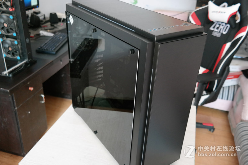 流线型RGB信仰灯！Tt夜魔钢化玻璃机箱评测装机体验