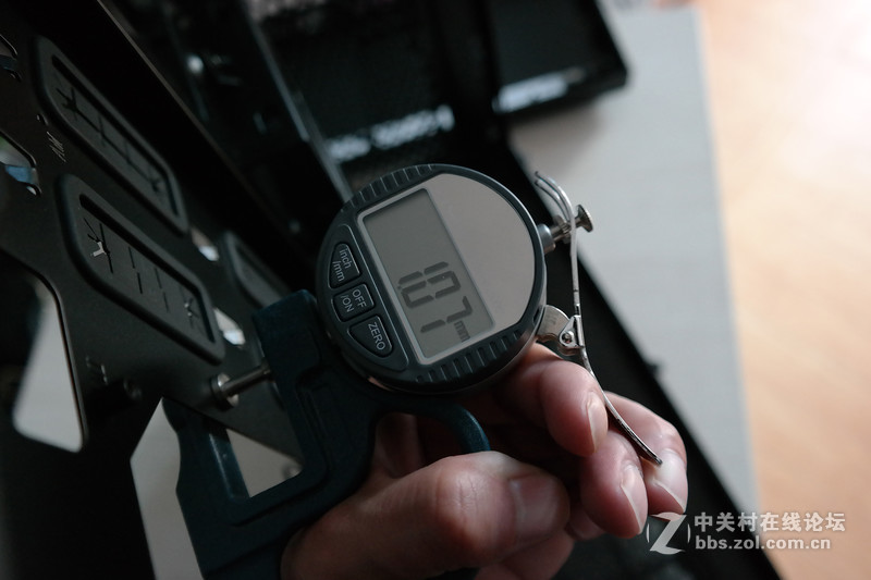 流线型RGB信仰灯！Tt夜魔钢化玻璃机箱评测装机体验