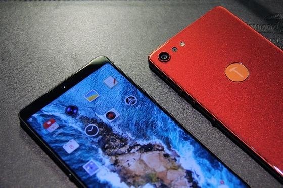 锤子坚果Pro 2上手：老罗口中说的金线“不存在的”