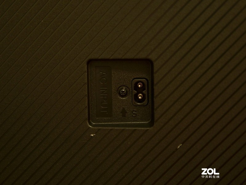 120Hz刷新率，130%超高色域，海信游戏电视55E75会让你心动