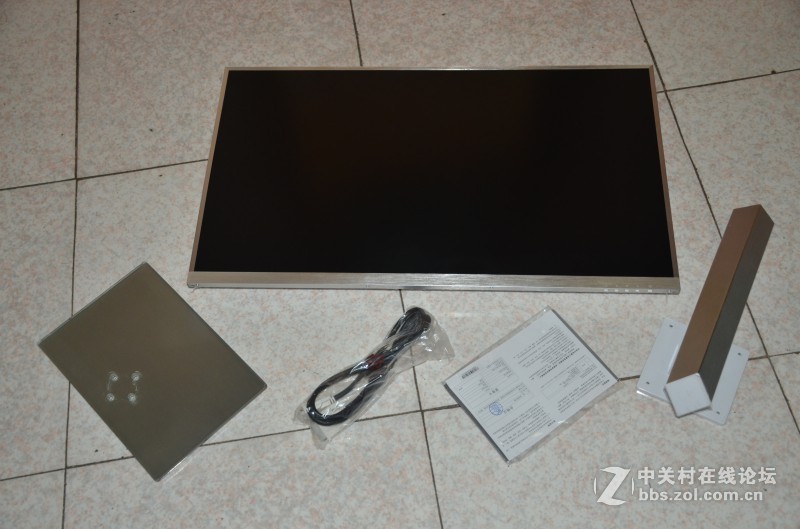 HKC Q320显示器开箱，真的很气派！