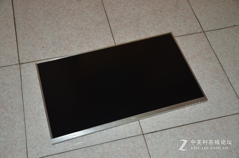 HKC Q320显示器开箱，真的很气派！