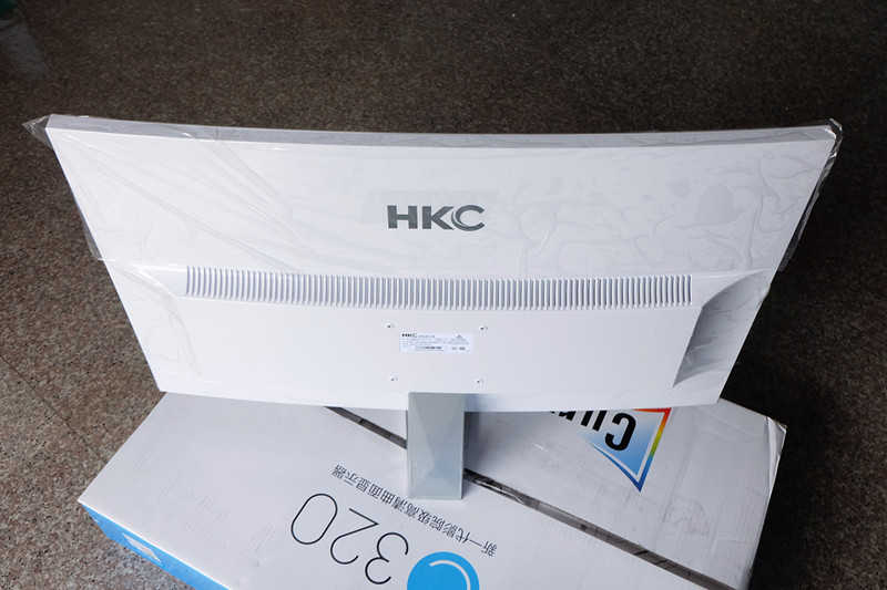 入手HKC C320曲面显示器体验分享（多图慎入）