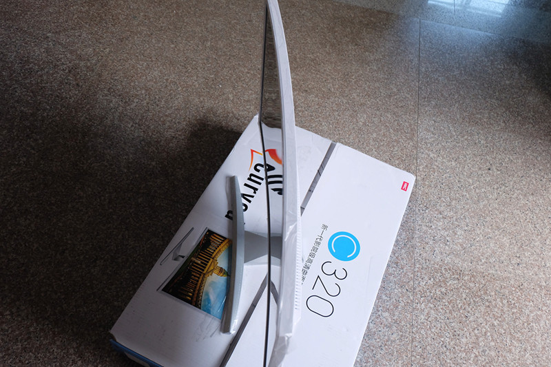 入手HKC C320曲面显示器体验分享（多图慎入）