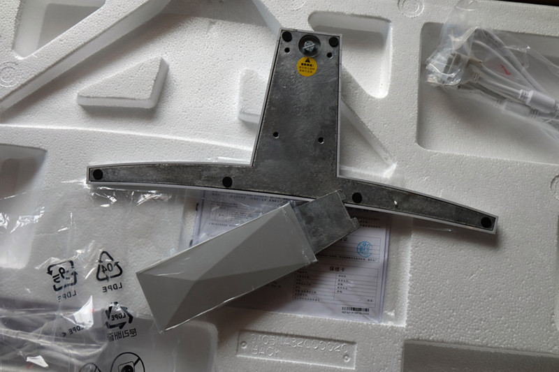 入手HKC C320曲面显示器体验分享（多图慎入）