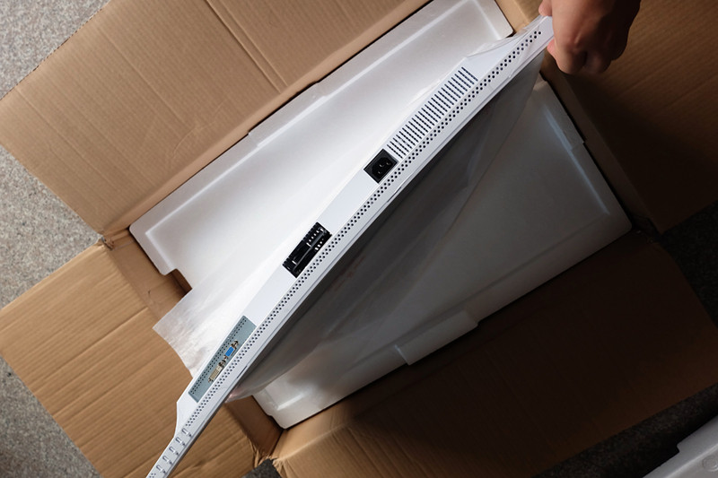 入手HKC C320曲面显示器体验分享（多图慎入）