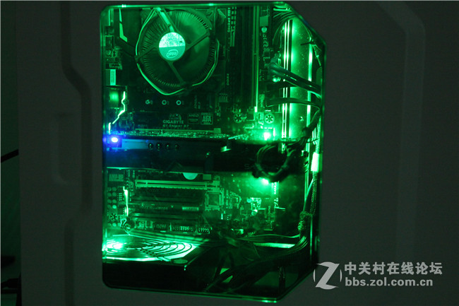 天边射来一道绿光，蓝宝石380黑钻+I5 6500装机晒脸中