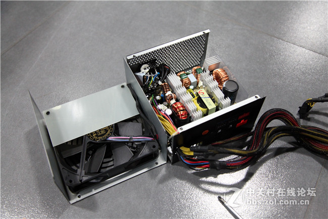 天边射来一道绿光，蓝宝石380黑钻+I5 6500装机晒脸中