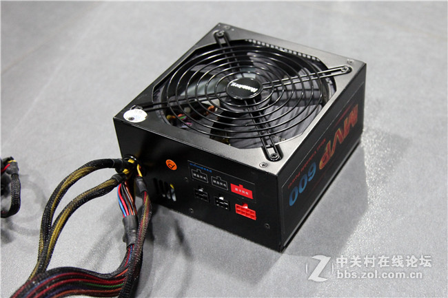 天边射来一道绿光，蓝宝石380黑钻+I5 6500装机晒脸中