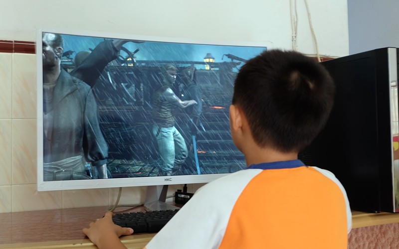 入手HKC C320曲面显示器体验分享（多图慎入）