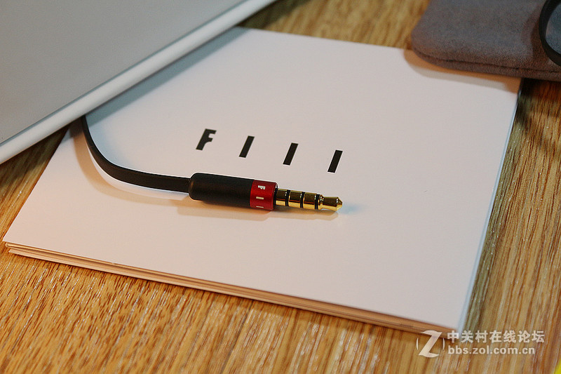 #与声俱来 FIIL Bestie# Fiil BESTIE耳机测评试用之外观测评