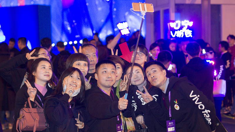 照亮你的美——眼花缭乱的vivo发布会