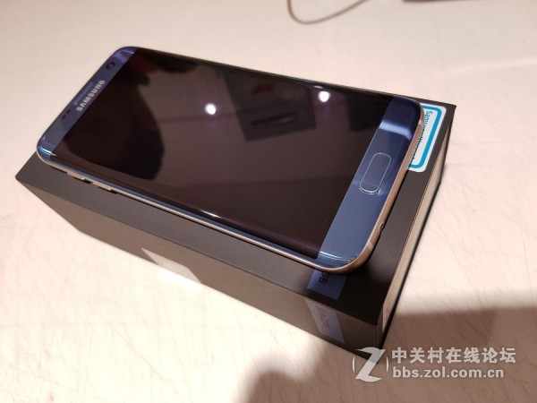 Samsung 星空体育平台S7edge 星钻黑 港行 开箱晒物