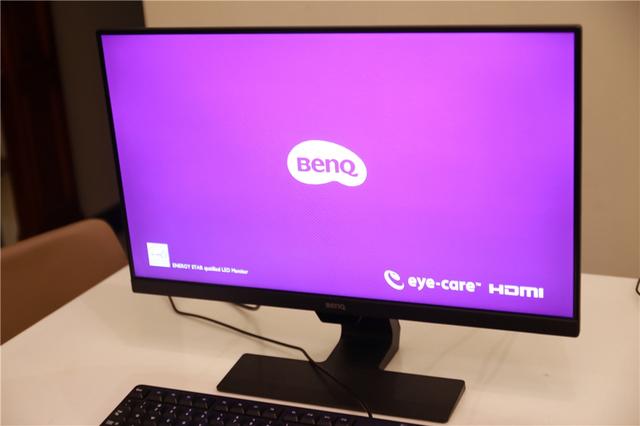 呵护孩子，从一台“护眼”显示器开始！