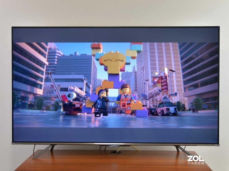 120Hz刷新率，130%超高色域，海信游戏电视55E75会让你心动