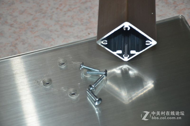 HKC Q320显示器开箱，真的很气派！