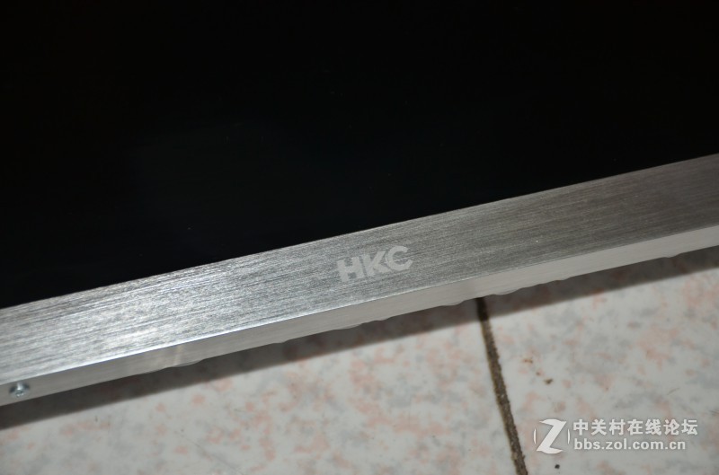 HKC Q320显示器开箱，真的很气派！