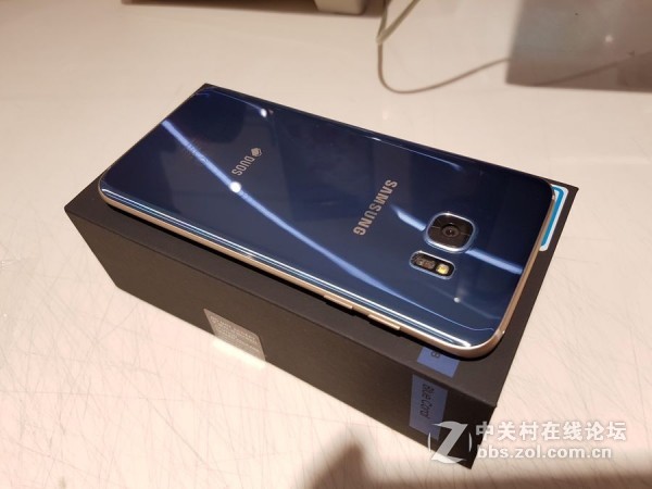 Samsung 星空体育平台S7edge 星钻黑 港行 开箱晒物