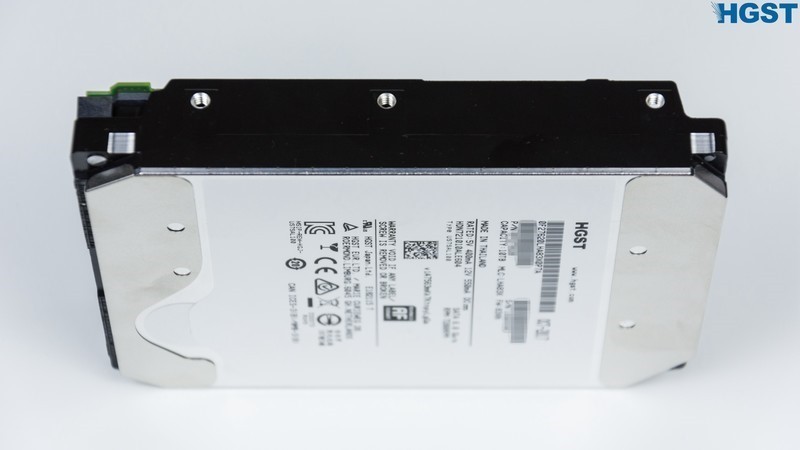 #超大容量 自由存储＃HGST DESKSTAR NAS硬盘（10TB）的产品开箱&外观展示
