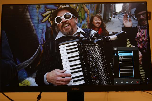 呵护孩子，从一台“护眼”显示器开始！