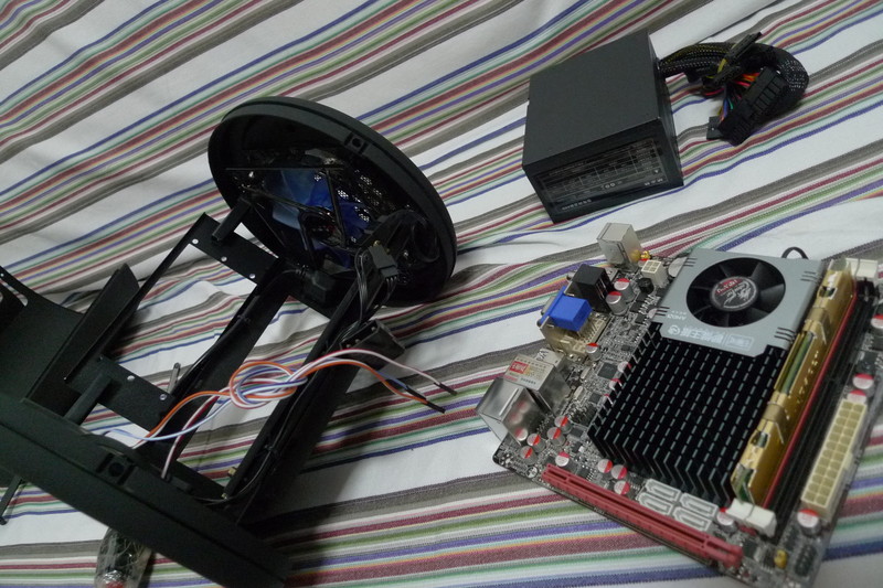 ＃绝尘侠·派 壳体PC全新体验＃“全家桶”PC派 （二）