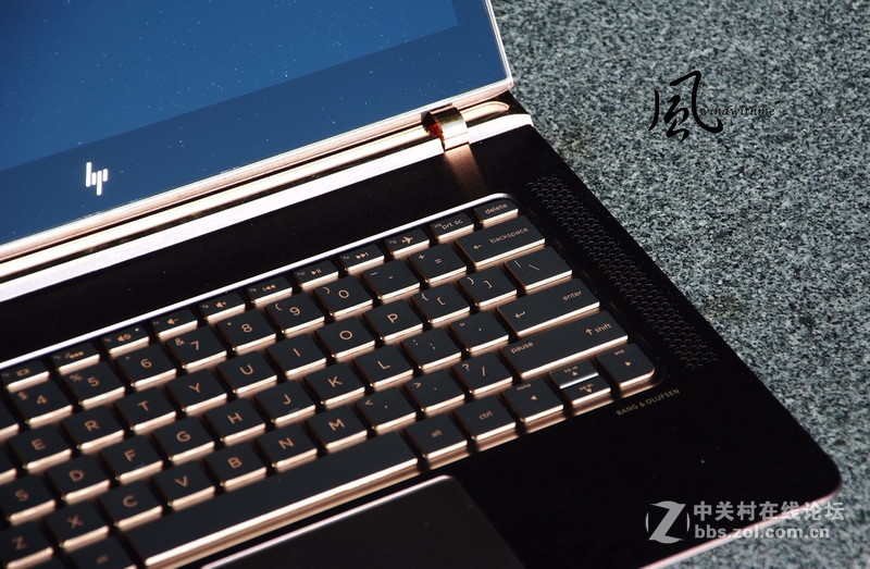 极致轻薄之高阶Ultrabook - HP SPECTRE 13优缺点解析