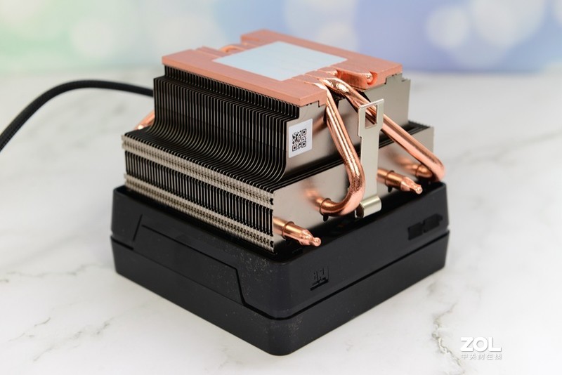 熄灭火焰山的挑战！颜值360水冷比240水冷强多少？——超频三 凌镜360一体式水冷评测