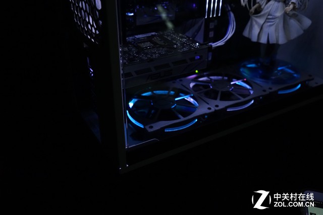 「Z玩主」岂止于白 