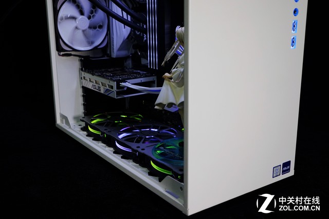 「Z玩主」岂止于白 