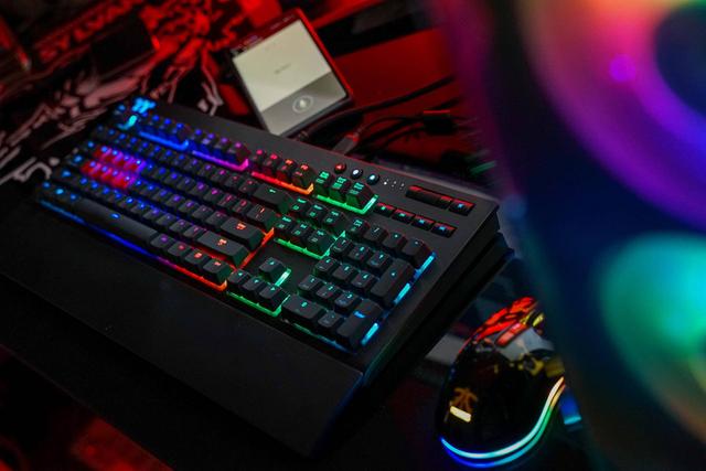 最终解毒——Thermaltake X1星脉 银轴键盘