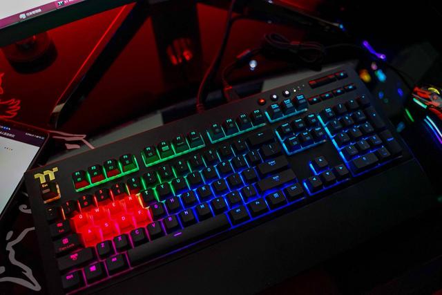 最终解毒——Thermaltake X1星脉 银轴键盘