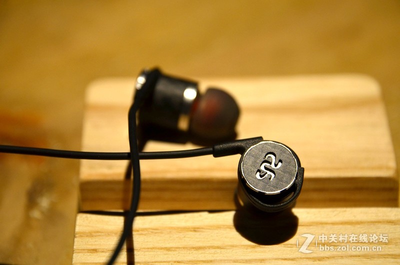 低频感人，挥之不去一傲胜TX10碳纤维耳机体验