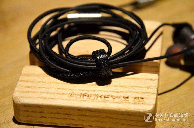 低频感人，挥之不去一傲胜TX10碳纤维耳机体验