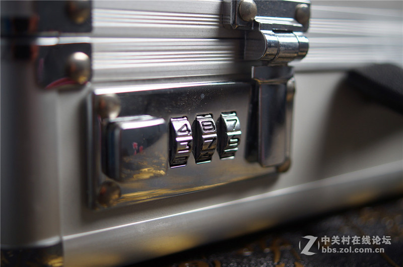 #追锋密令# 吉列全球限量装备箱 忙碌的体验