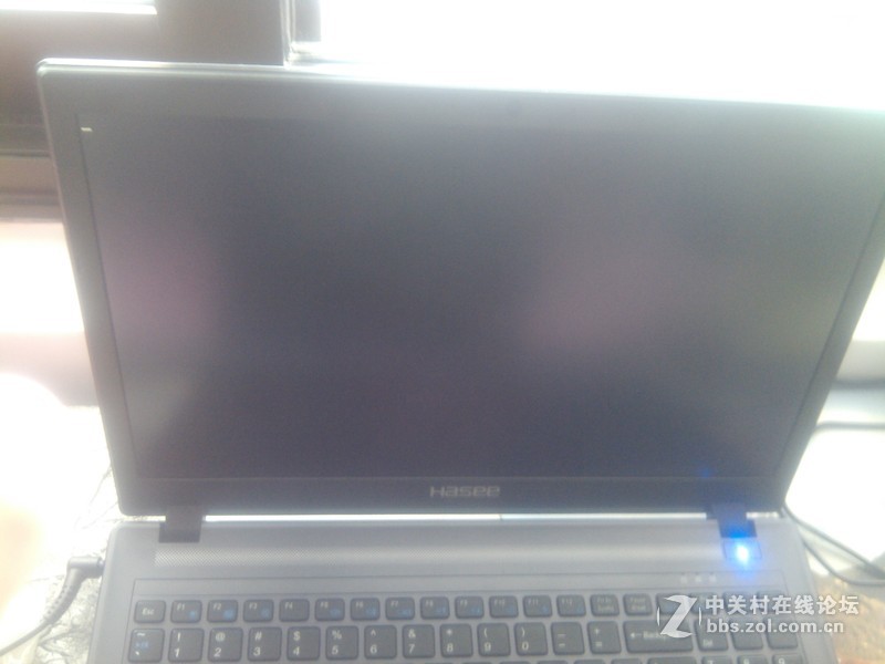 开机开不了一开机就这两个画面反复的跳