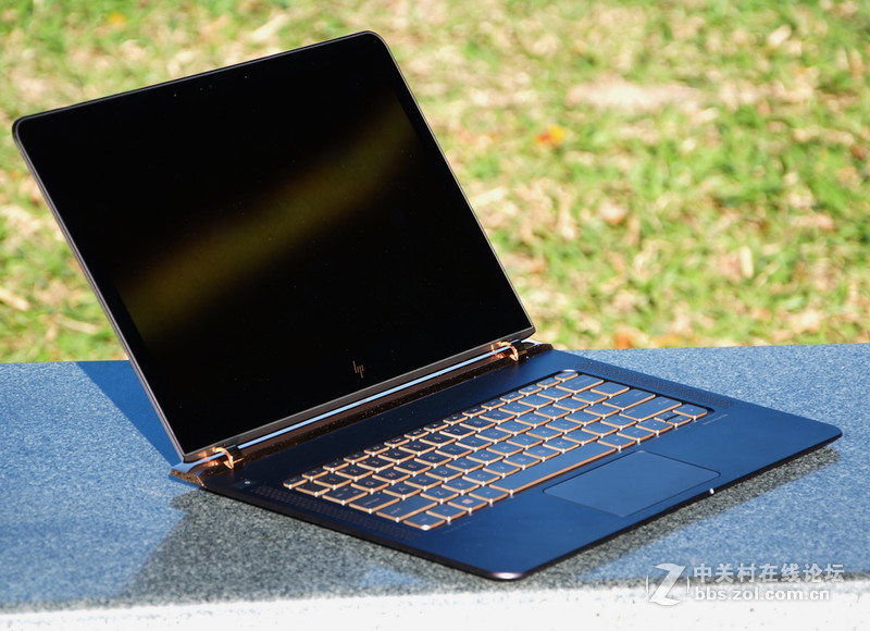 极致轻薄之高阶Ultrabook - HP SPECTRE 13优缺点解析