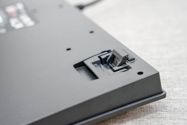 最终解毒——Thermaltake X1星脉 银轴键盘