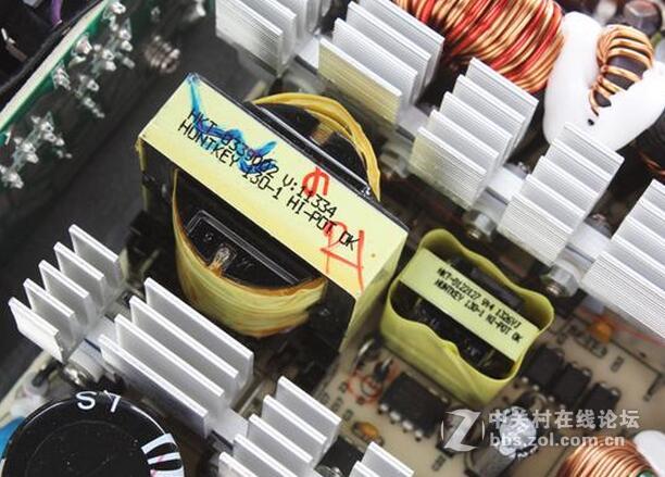 航嘉MVP500内部以简单说一下