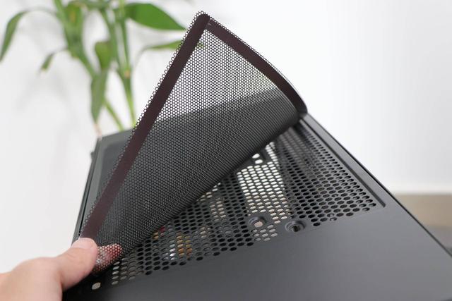 侧透与三面通风或成DIY入门文明用语，酷冷至尊MB510L机箱体验测评