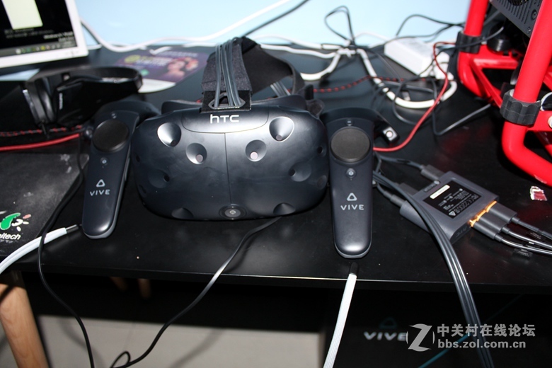 in win D-frame mini 铜管水冷，1070显卡VR主机