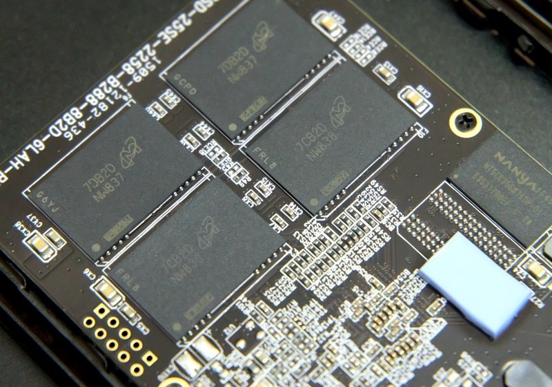 手把手教你换固态硬盘 让你的笔记本可以再战三年